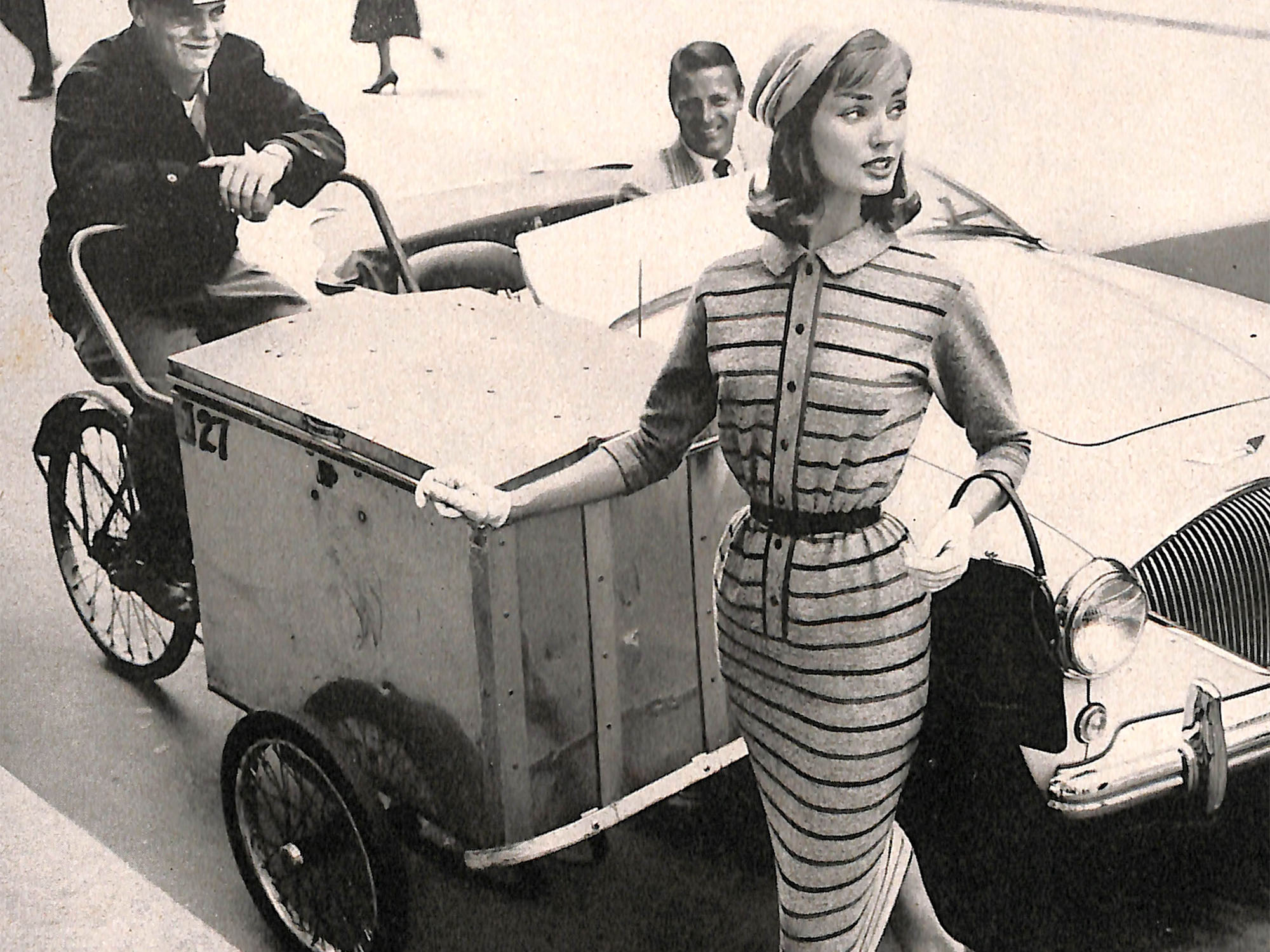 Vintage Fashion Ad - street scene